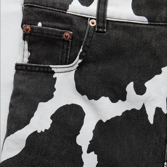 Zara Cow Print Denim Shorts 32 (US 0) NWT - Picture 5 of 7